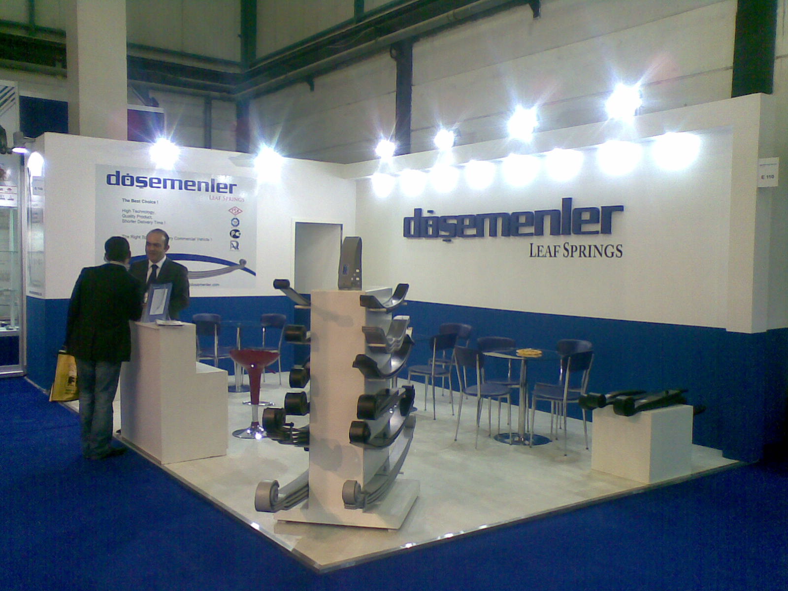 Özel Tasarım Köşe Stant 01