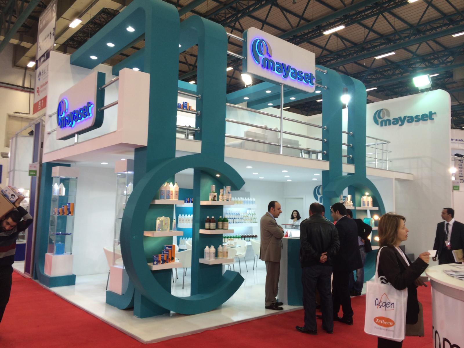 INDIVIDUELL GESTALTETE MESSESTÄNDE