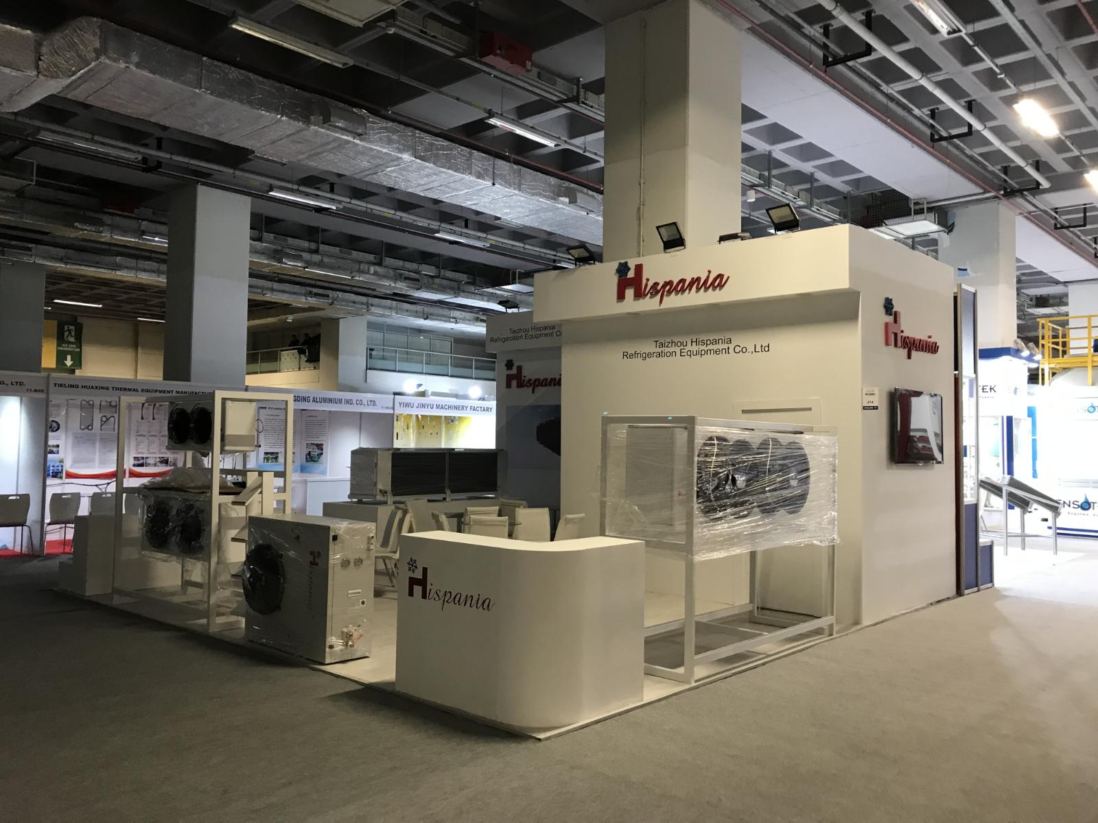 Premium 250–300 厘米 国家展馆