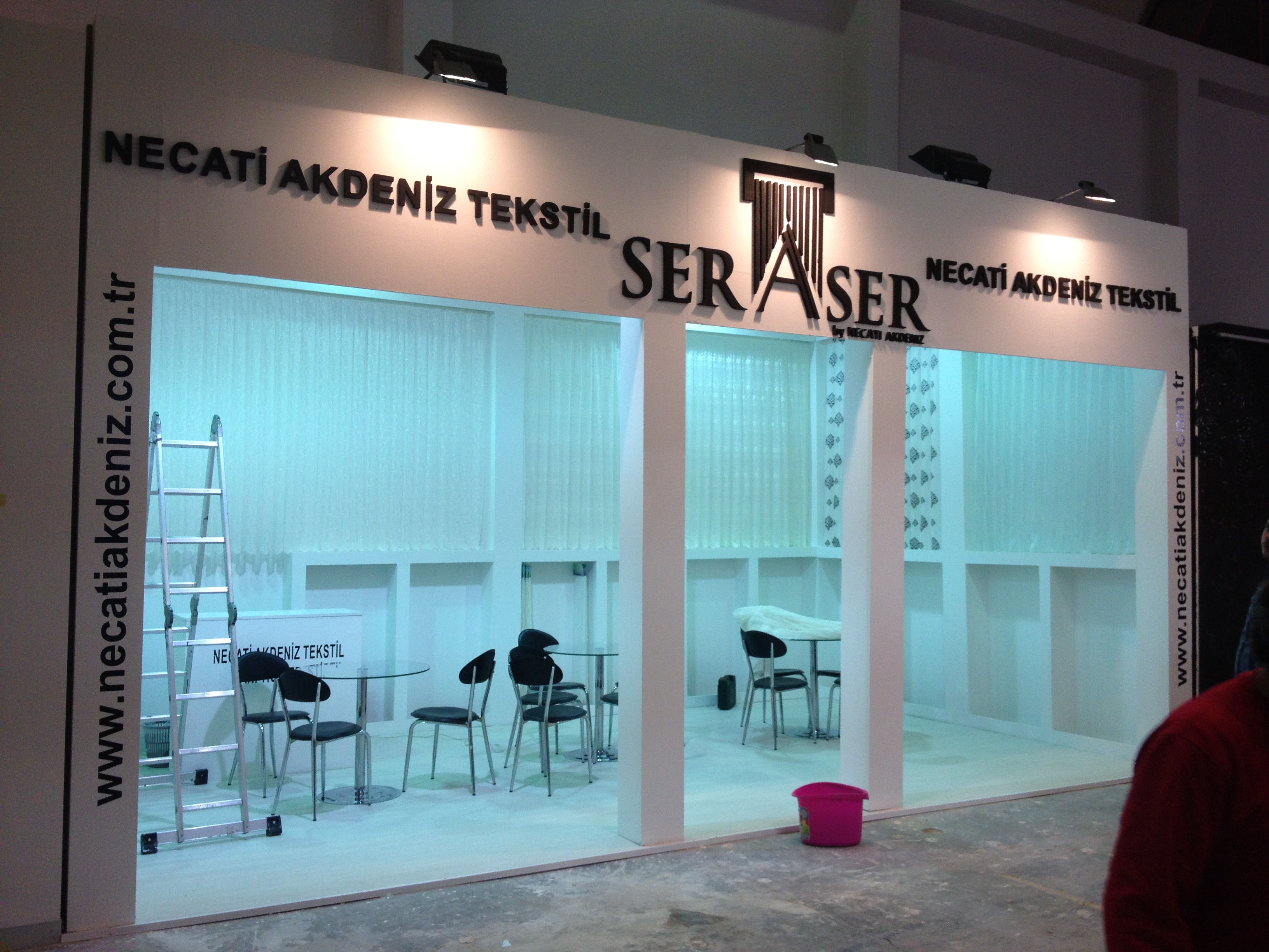 Özel Tasarım Tek Cephe Stant 01